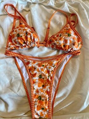 NWT Orange Floral Gingham Trim Bikini